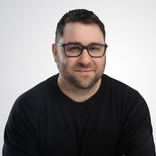 Ernesto Lorenzo Headshot